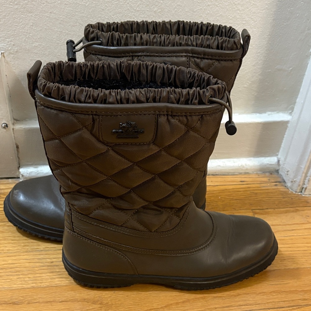 Coach Quilted Brown Winter Boots